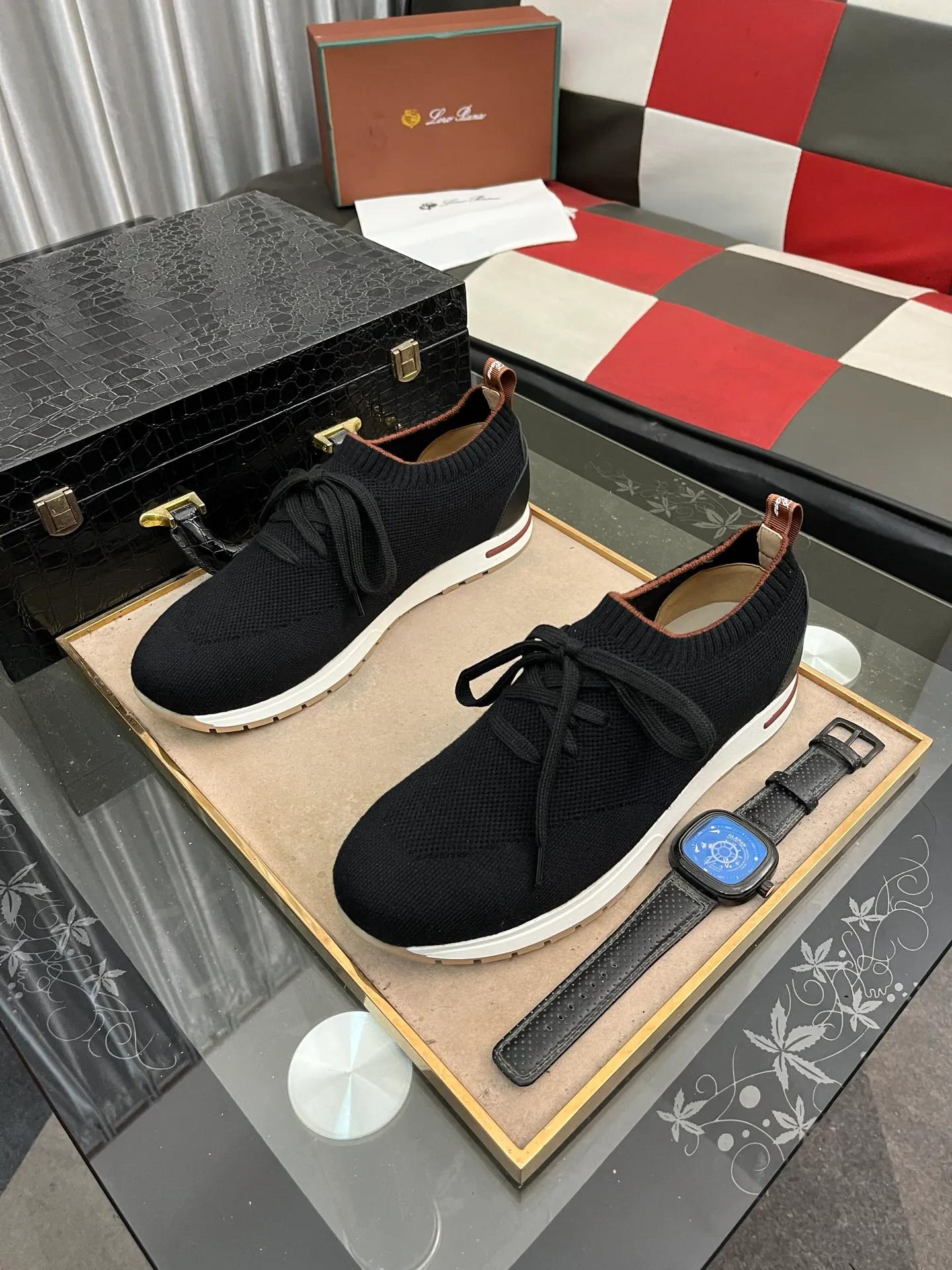 Men's shoes 💰420⌚️⌚️ (loro piana) new moccasin shoes official website original 1:1 mold opening, original quality 💯 fine workmanship, high-end luxury ☘ The upper is made of original waterproof treatment breathable fly-woven suede 🌴 luxury 🐂 leather lining 🍓 rubber wear-resistant outsole, size 38-44 (size 45 can be customized) 5️⃣ colors available